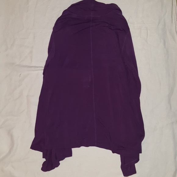 Cardigan - Picture 2 of 4